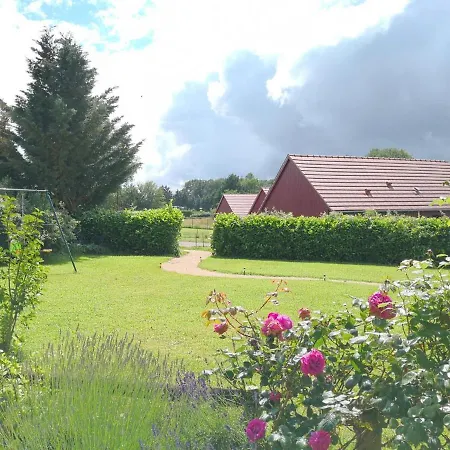 Hébergement de vacances Meillard, 3 Pièces, 4 Personnes - Fr-1-489-235 *