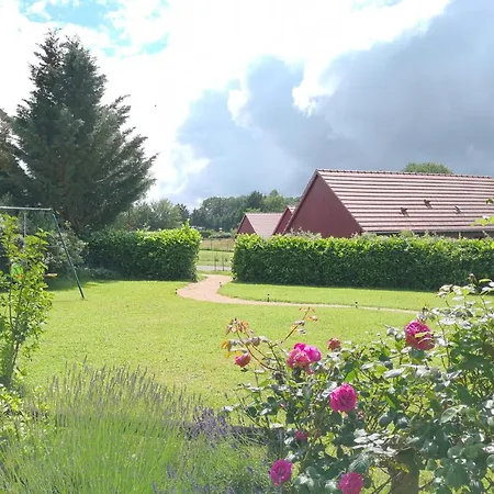 Au Clos Du Paradis Avec Terrasse Et Jardin, - Fr-1-489-235 Σπίτι διακοπών